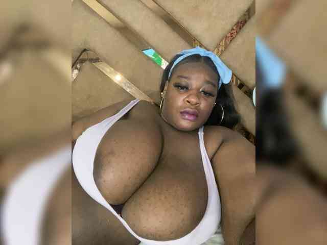Chantellexoti webcam