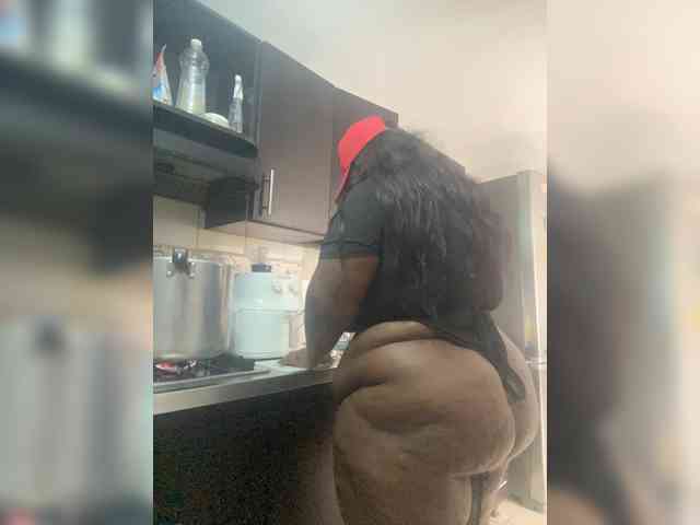 Chantellexoti webcam