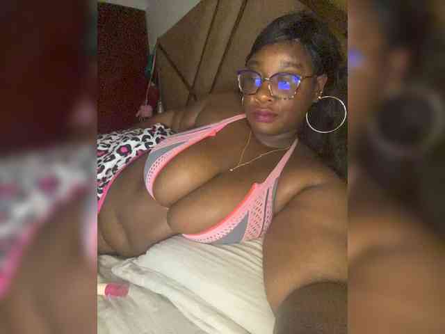 Chantellexoti webcam