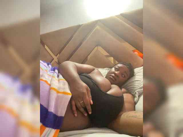 Chantellexoti webcam