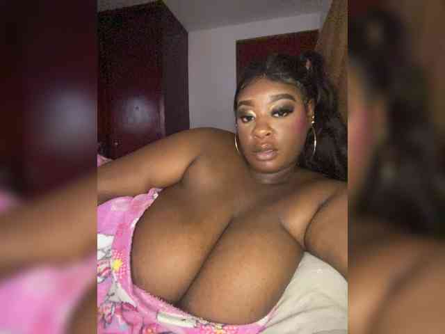 Chantellexoti webcam