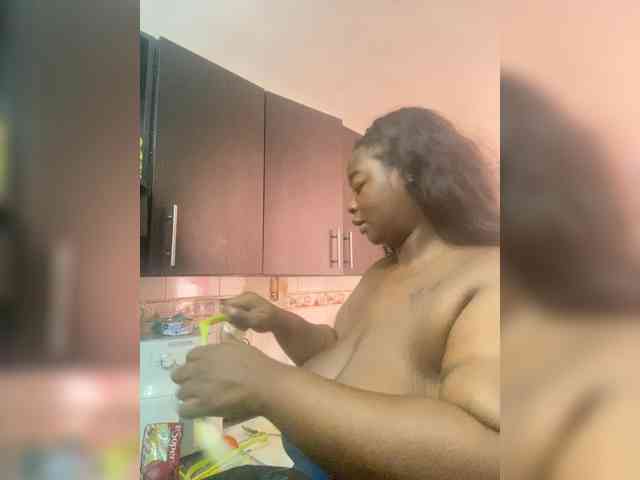 Chantellexoti webcam