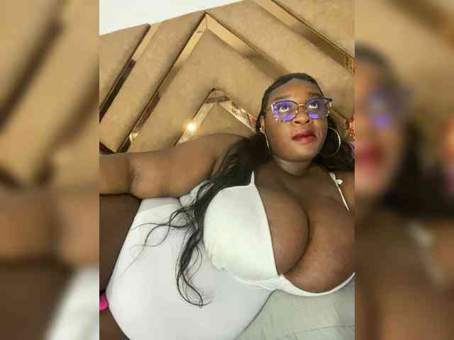 Modelo: Chantellexoti