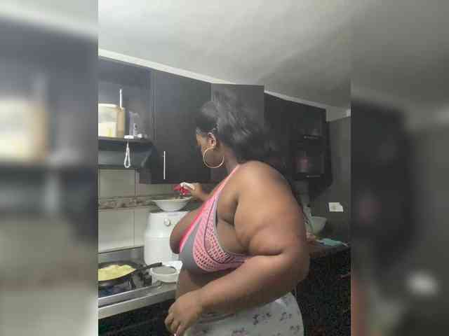 Chantellexoti webcam