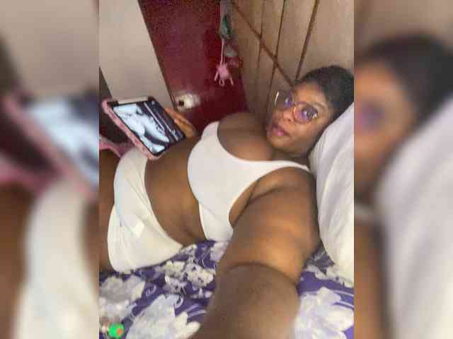 Chantellexoti webcam