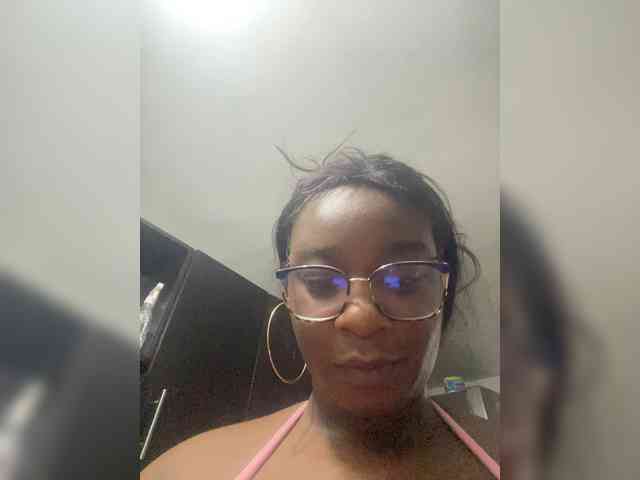 Chantellexoti webcam