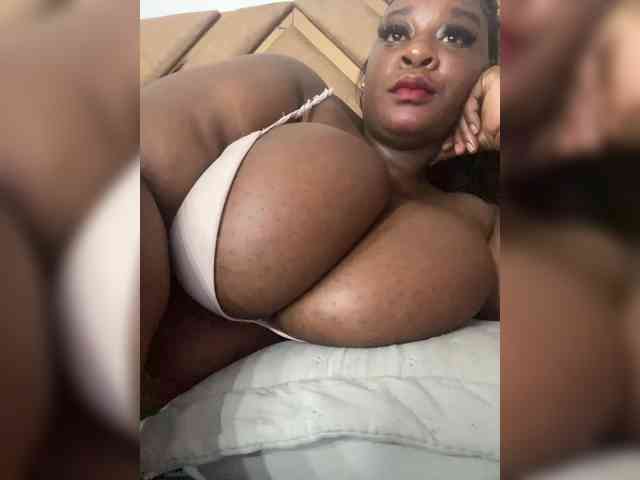 Chantellexoti webcam