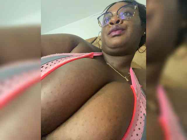 Chantellexoti webcam