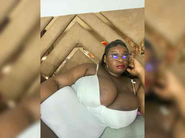 Chantellexoti webcam