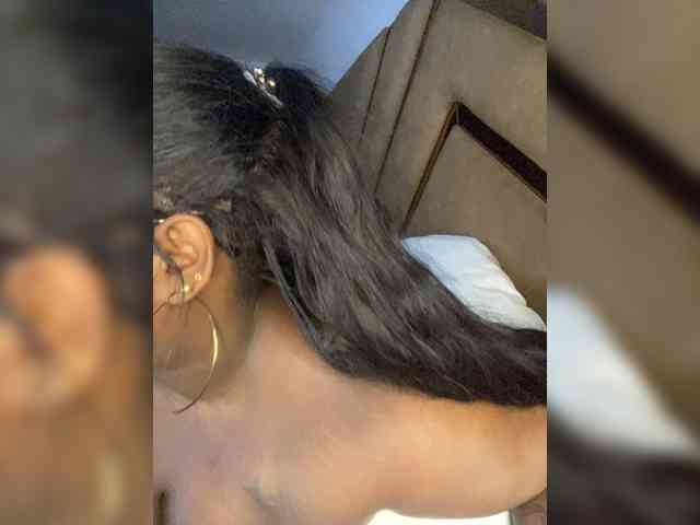 Chantellexoti webcam