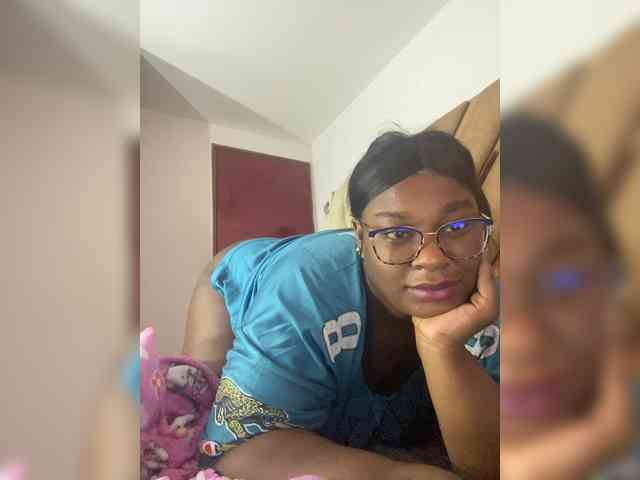 Chantellexoti webcam