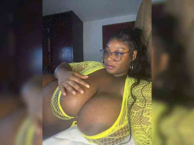 Chantellexoti webcam