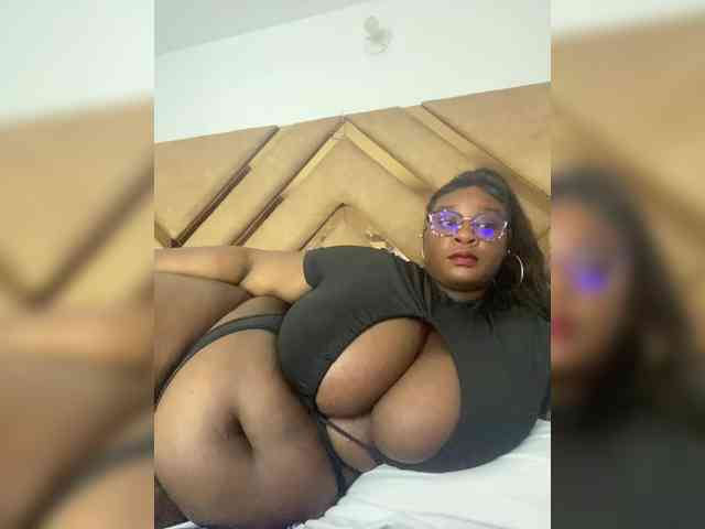Chantellexoti webcam