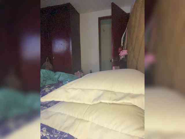 Chantellexoti webcam