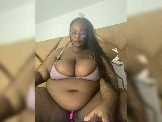 Chantellexoti webcam