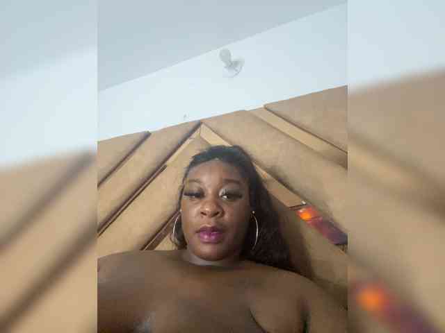 Chantellexoti webcam