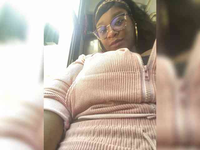 Chantellexoti webcam
