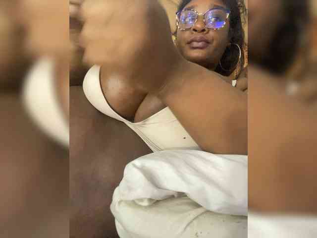 Chantellexoti webcam
