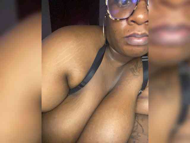 Chantellexoti webcam