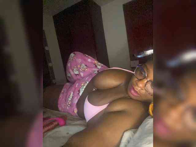Chantellexoti webcam