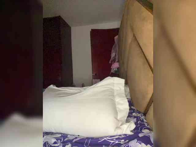 Chantellexoti webcam