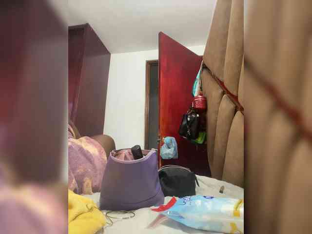 Chantellexoti webcam