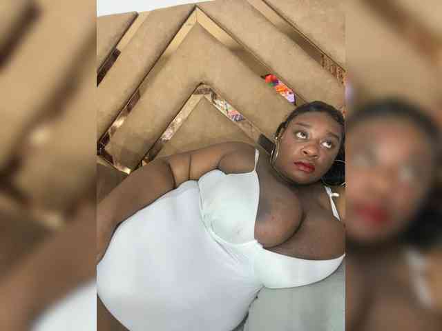 Chantellexoti webcam