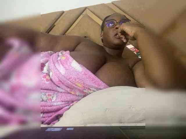 Chantellexoti webcam