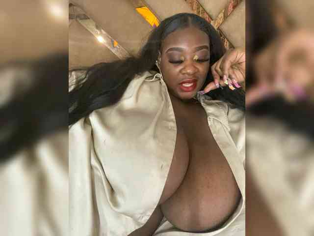 Chantellexoti webcam