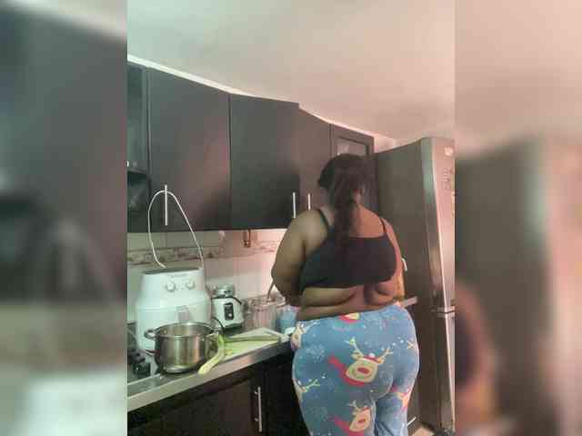 Chantellexoti webcam