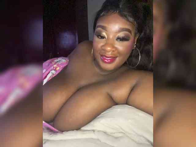 Chantellexoti webcam