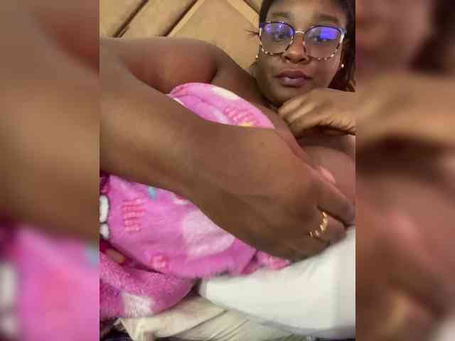 Chantellexoti webcam