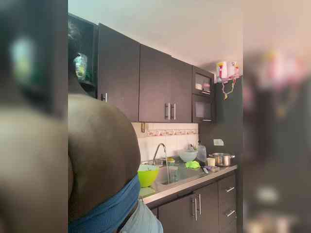 Chantellexoti webcam