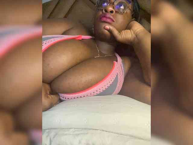Chantellexoti webcam