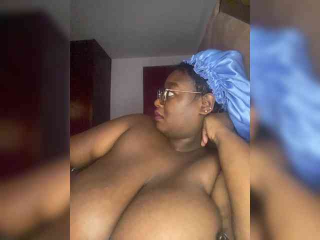 Chantellexoti webcam