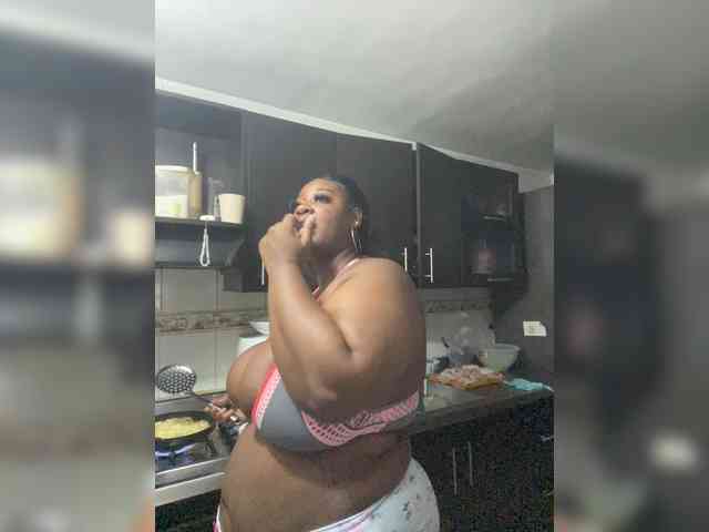 Chantellexoti webcam