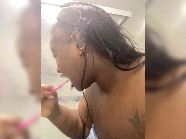 Chantellexoti webcam