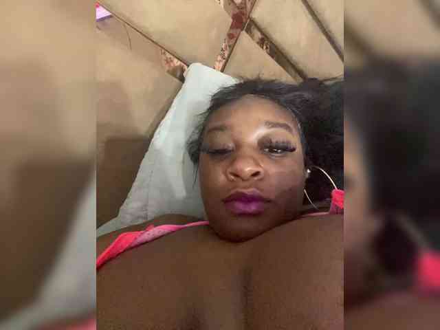 Chantellexoti webcam