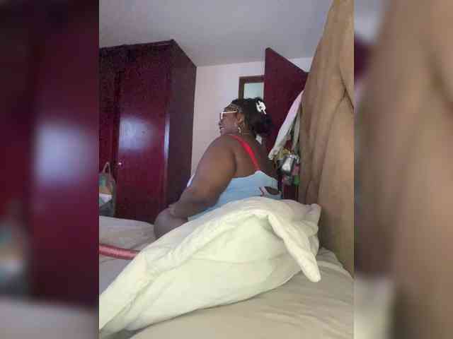 Chantellexoti webcam