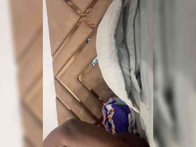 Chantellexoti webcam
