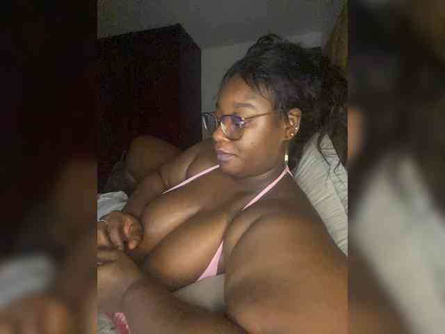 Chantellexoti webcam