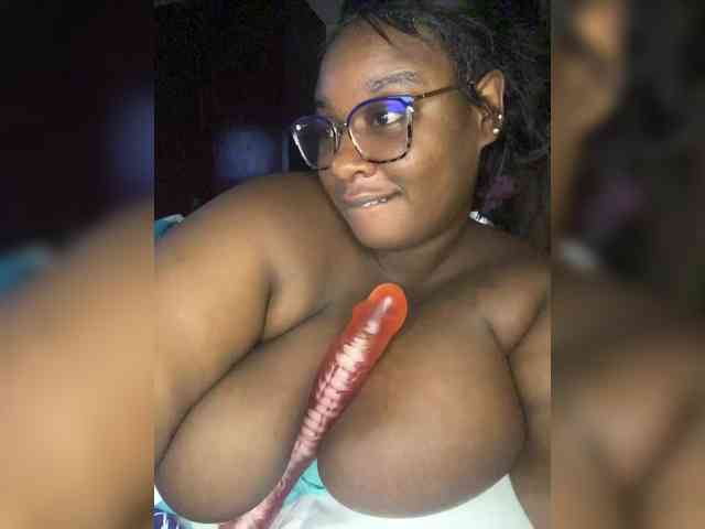 Chantellexoti webcam