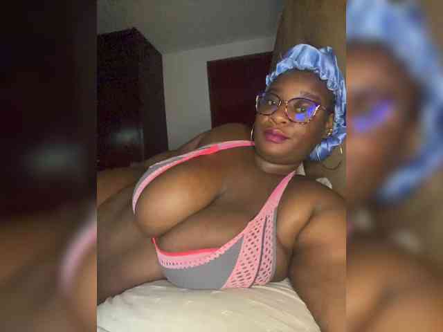 Chantellexoti webcam