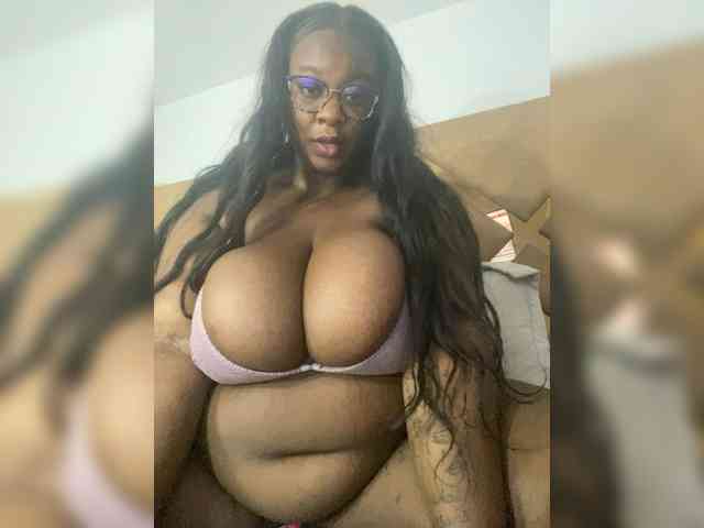 Chantellexoti webcam