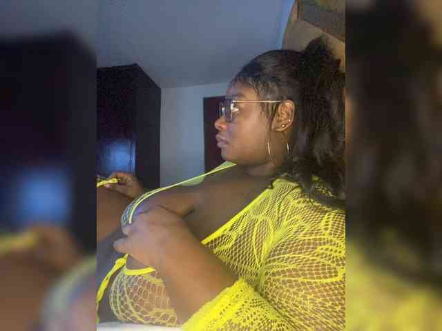 Chantellexoti webcam