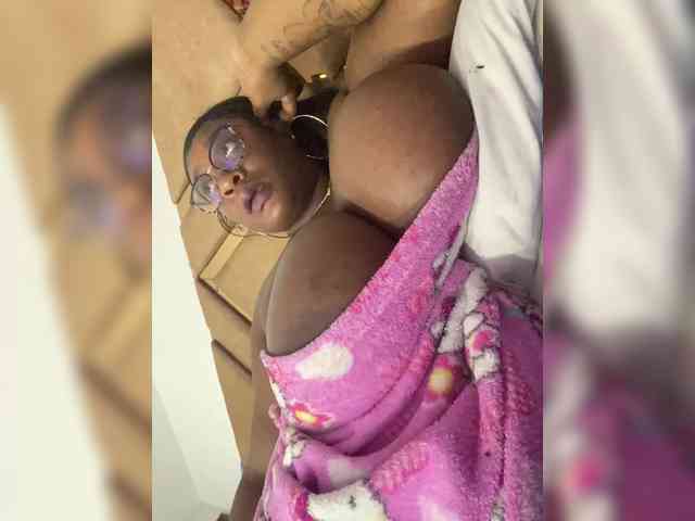 Chantellexoti webcam