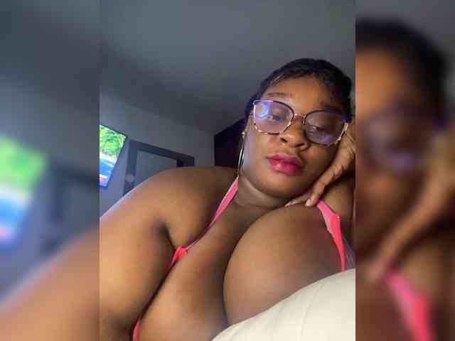 Chantellexoti webcam