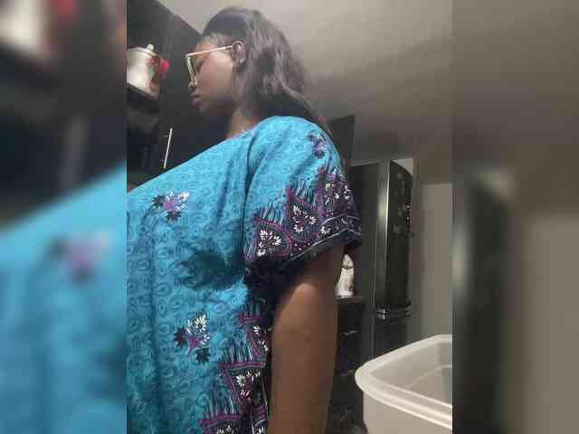 Chantellexoti webcam