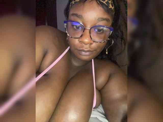 Chantellexoti webcam