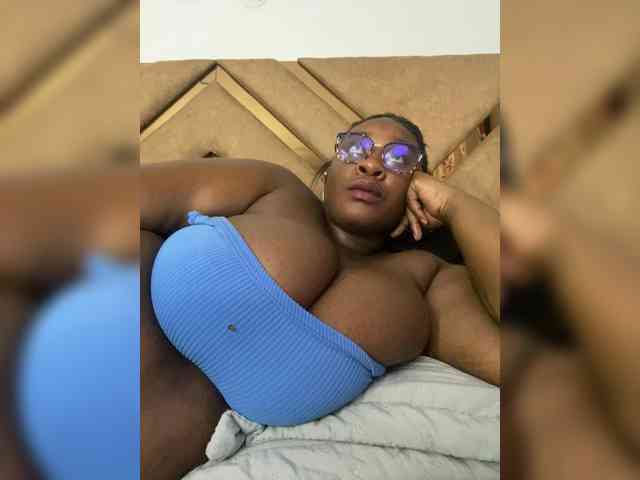 Chantellexoti webcam